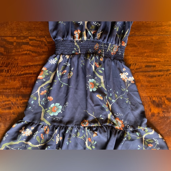 Nanette Lenore Floral Navy Shirred Waist Mock Neck Keyhole Button Tiered Dress - Picture 2 of 10